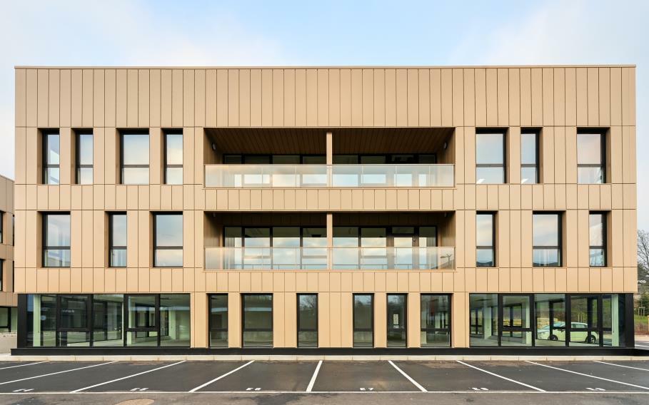 Bureau Limonest 2437m² Location bureau Limonest Rhône OLBUR2420125 0